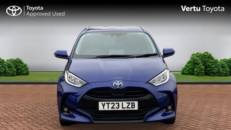 Toyota Yaris 1.5 Hybrid Design 5dr CVT Hybrid Hatchback